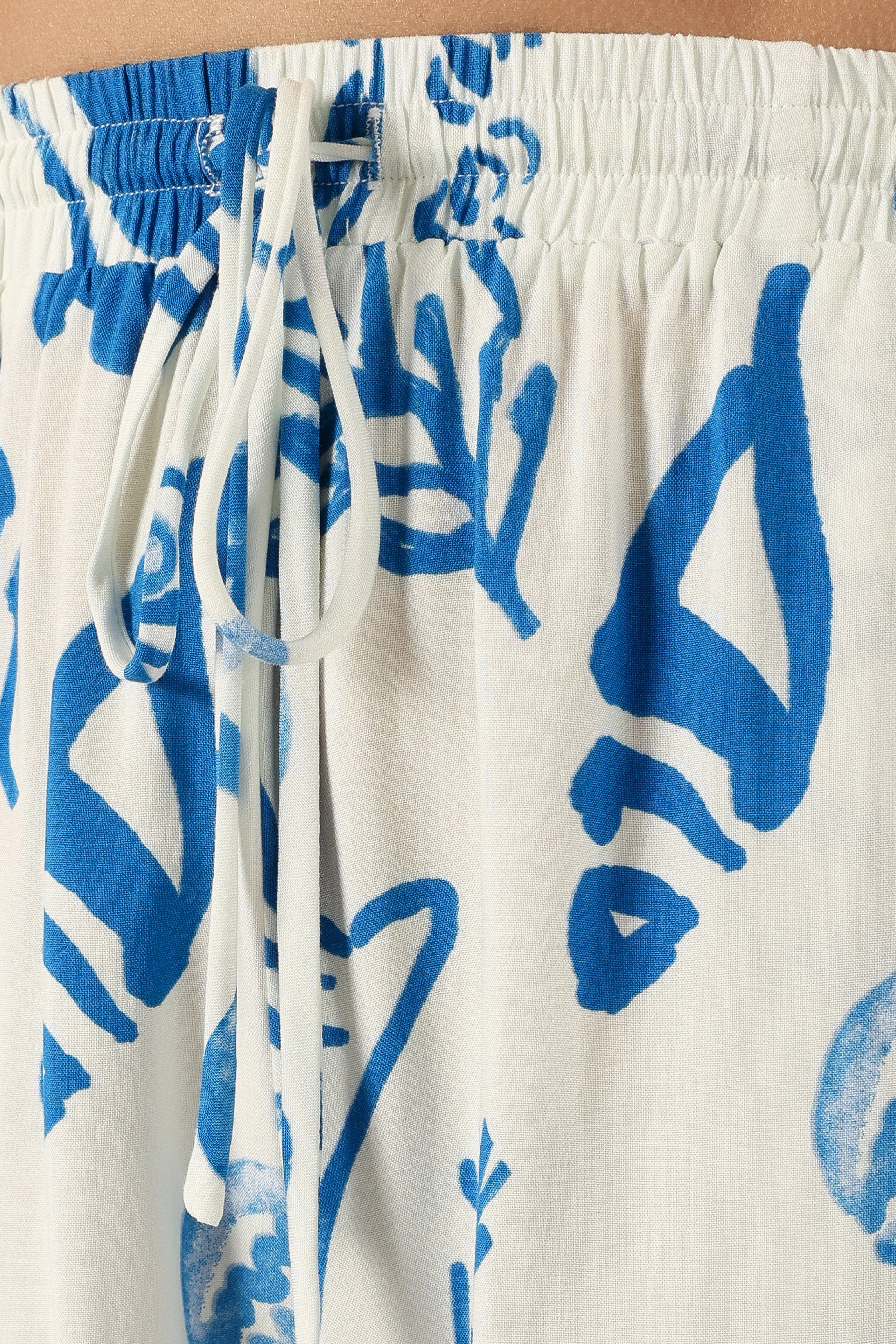 Airlie Short - Blue