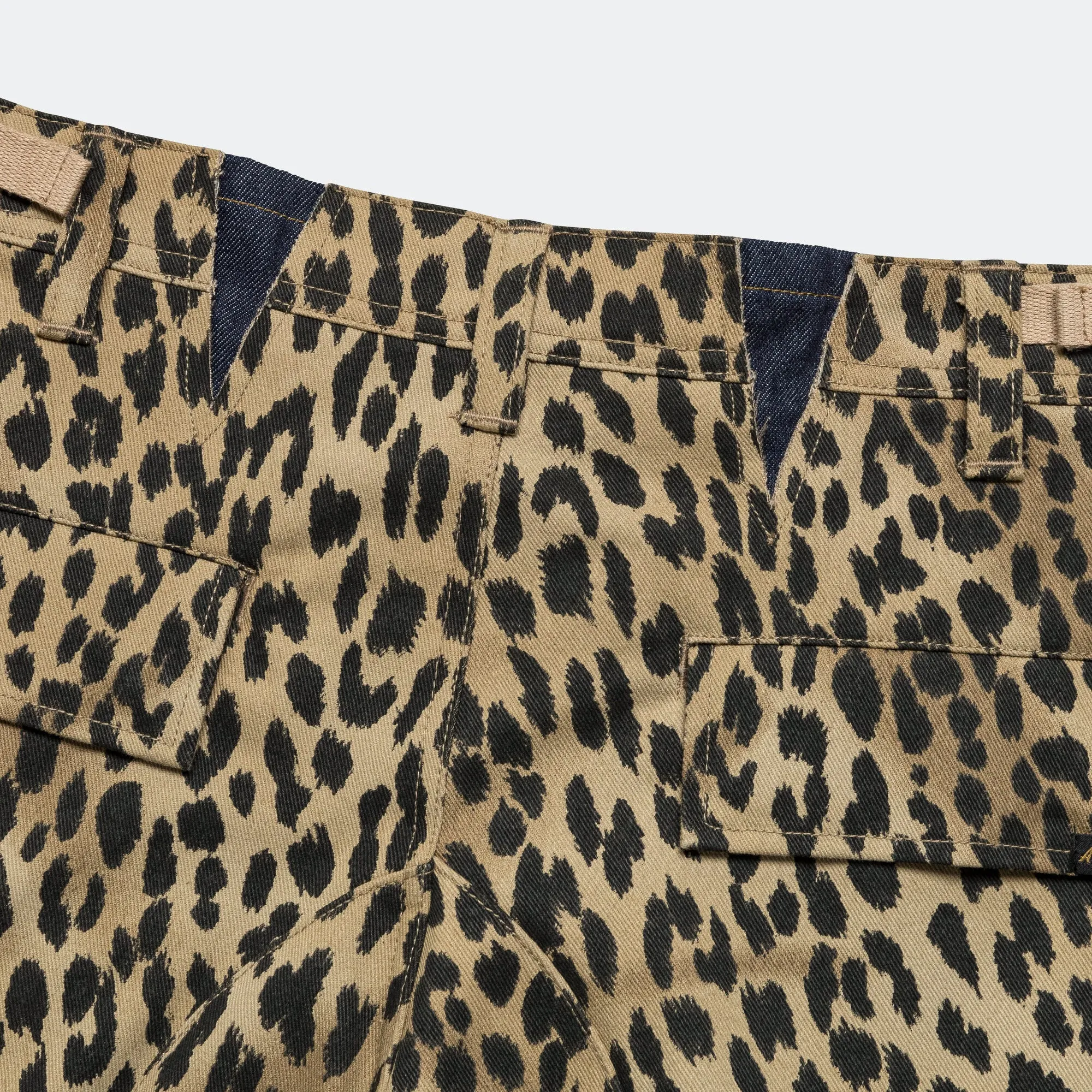 Depot Leopard Cargo Shorts - Beige