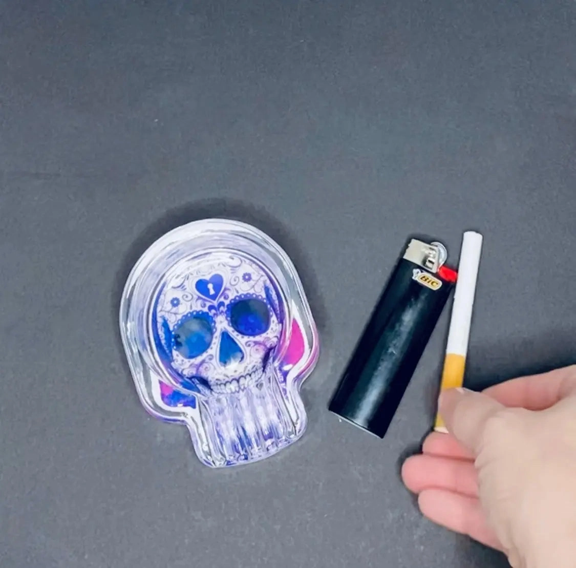 Glass Ashtray in Skull Shaped Design - 4 Per Retail Ready Display 40319