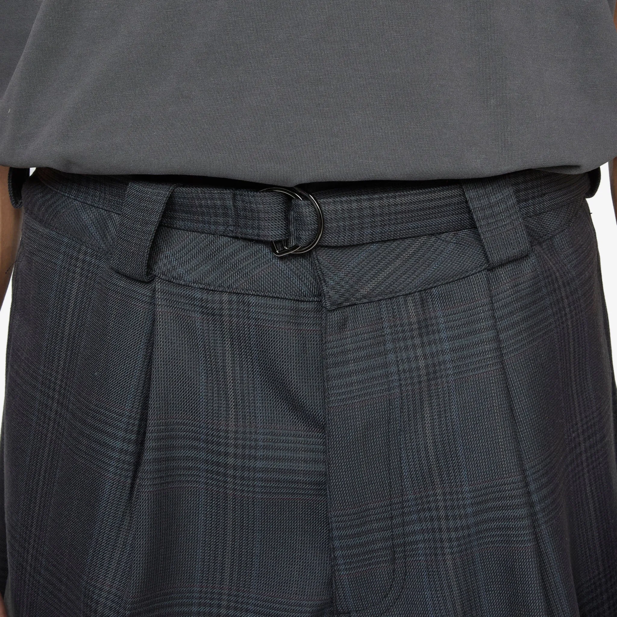 Pleated Suit Short Dark Plaid