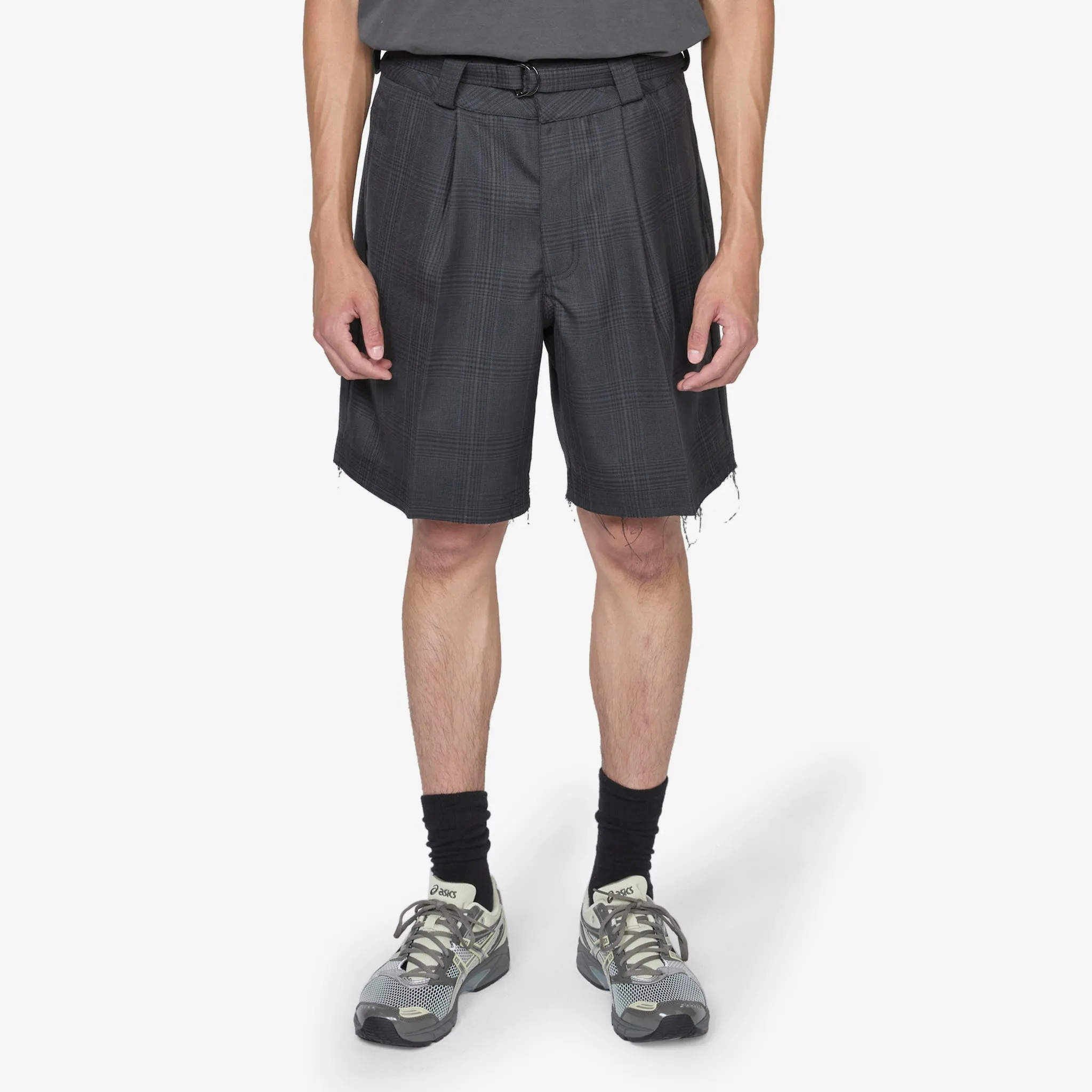 Pleated Suit Short Dark Plaid