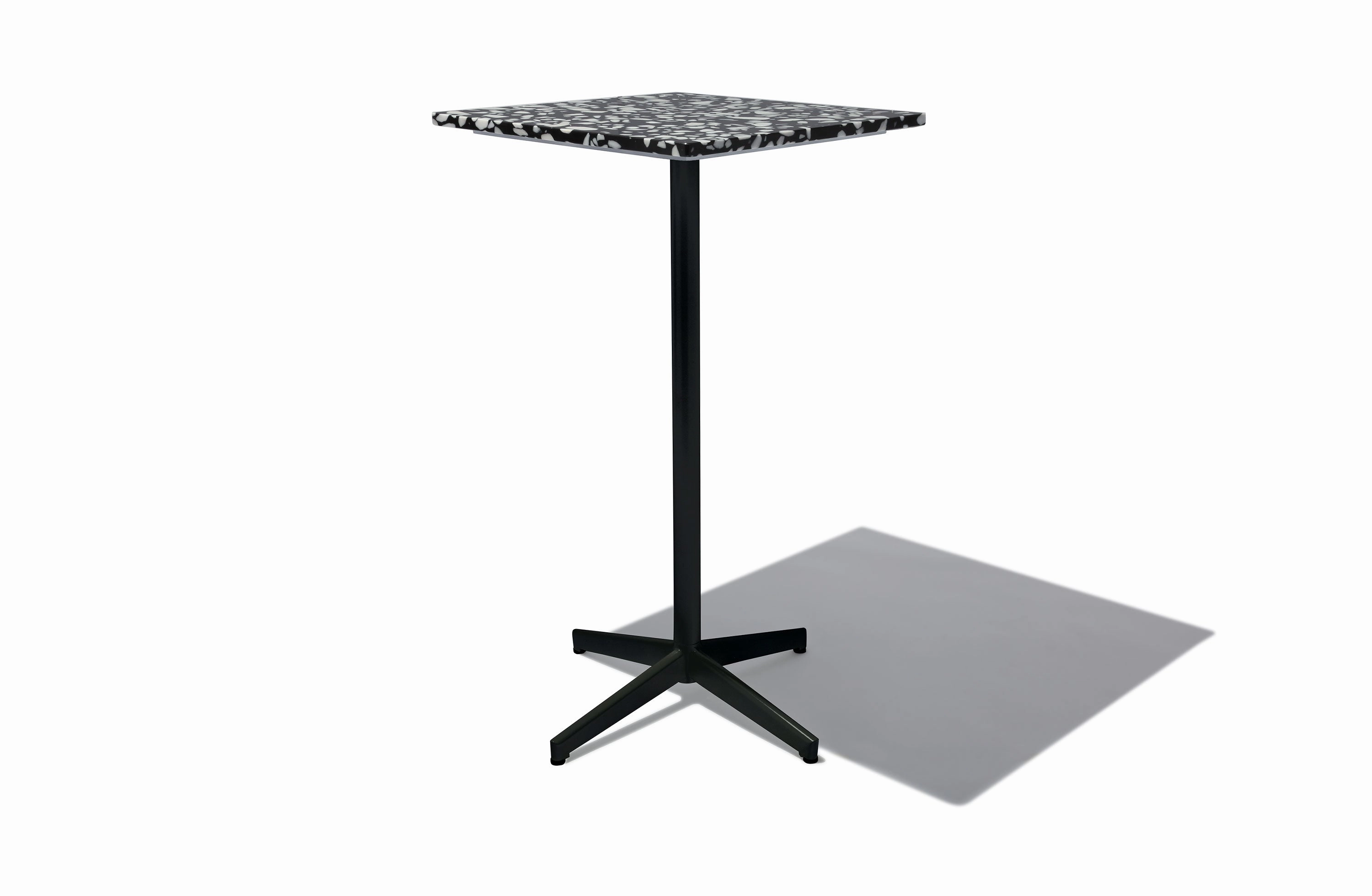 Quadrata Bar Table