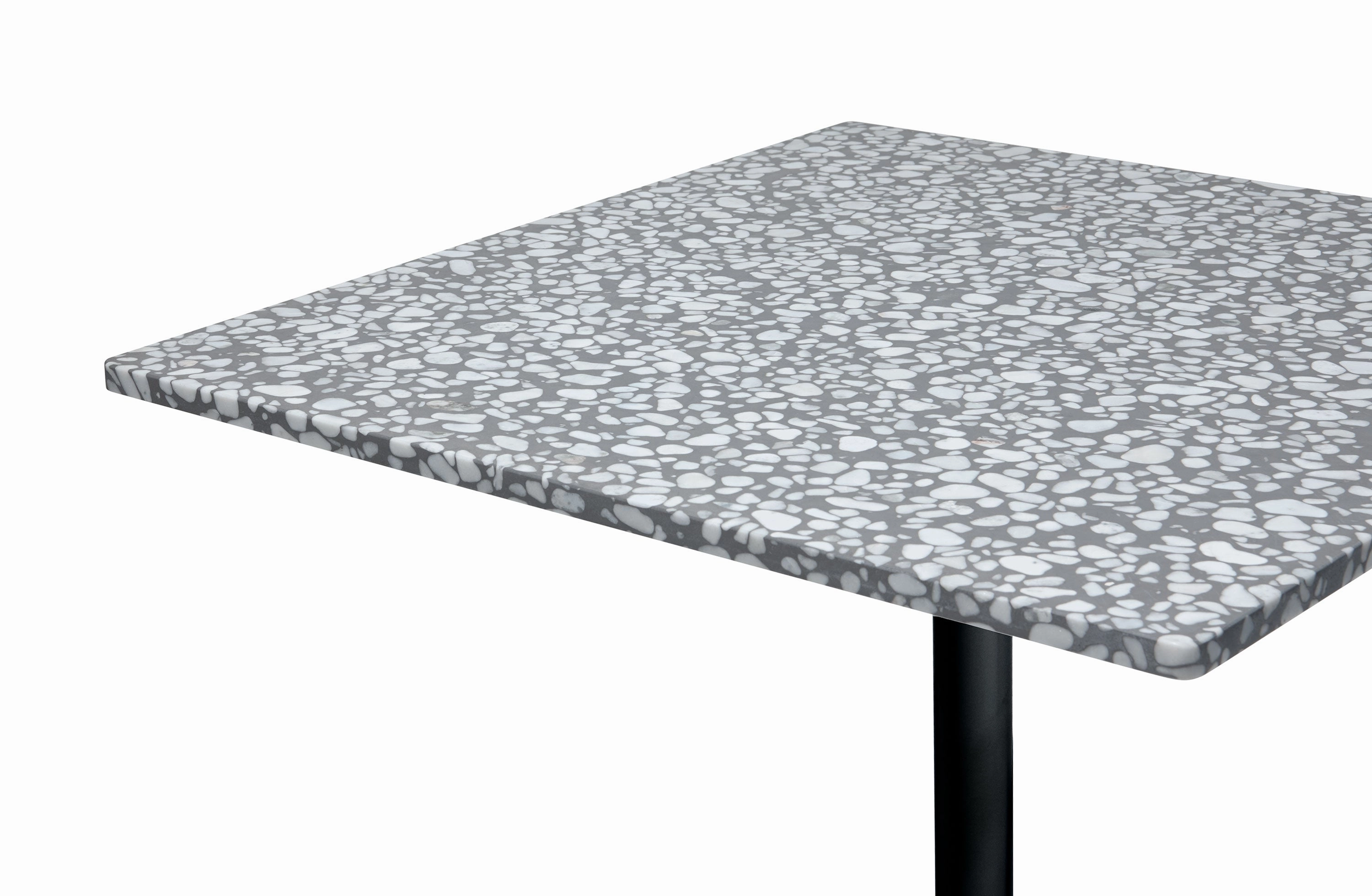Quadrata Bar Table