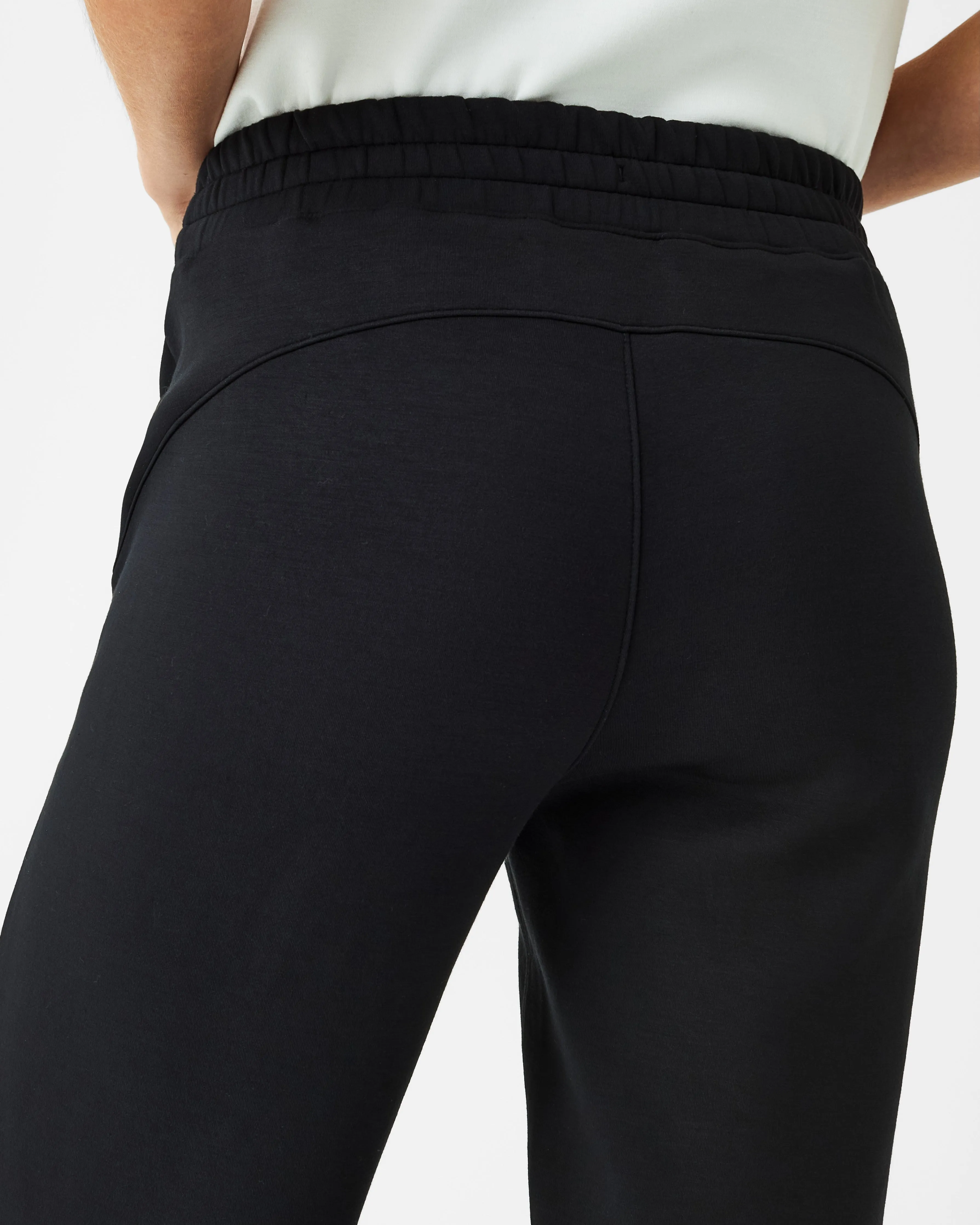 SPANX® AirEssentials Tapered Pant
