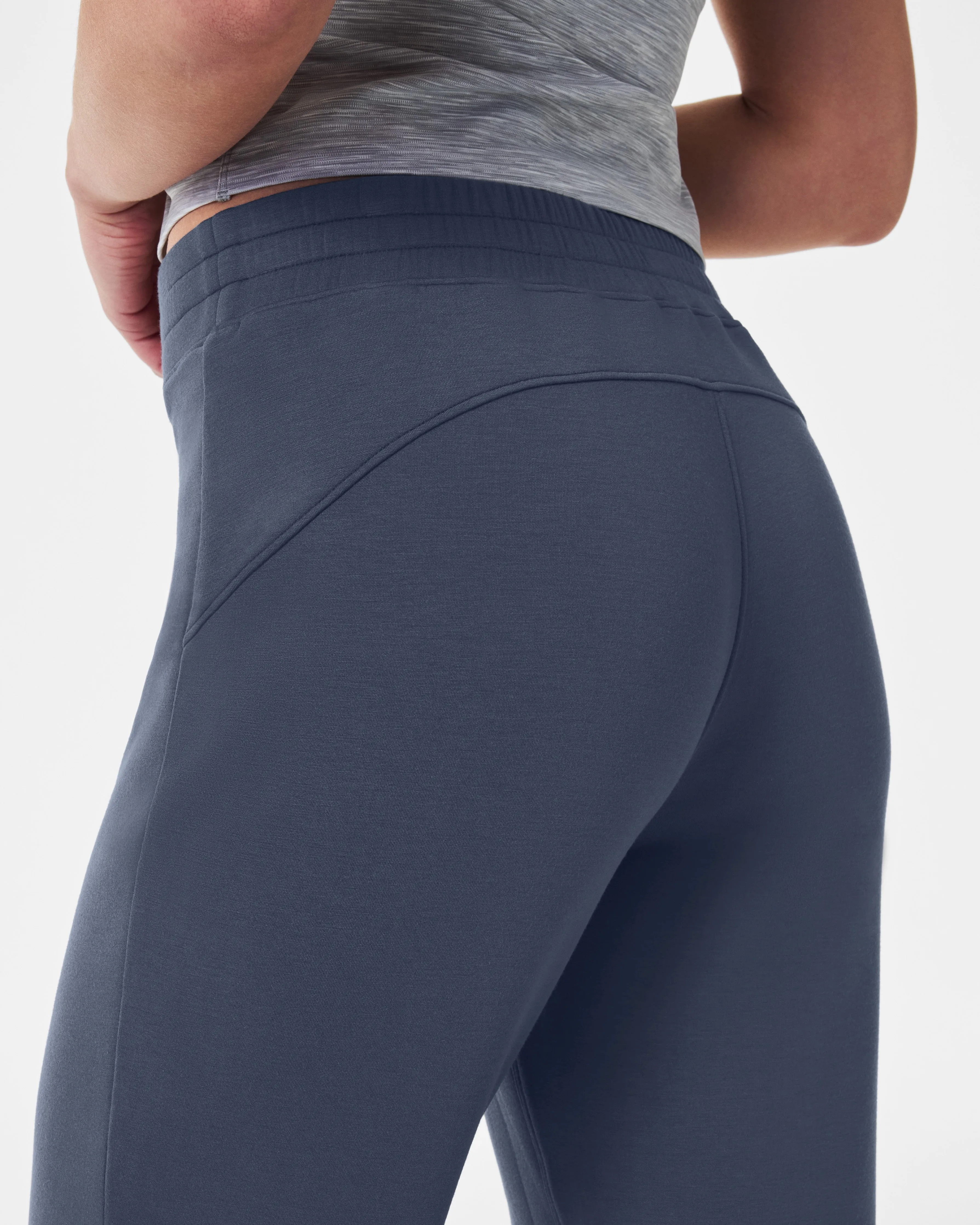 SPANX® AirEssentials Tapered Pant