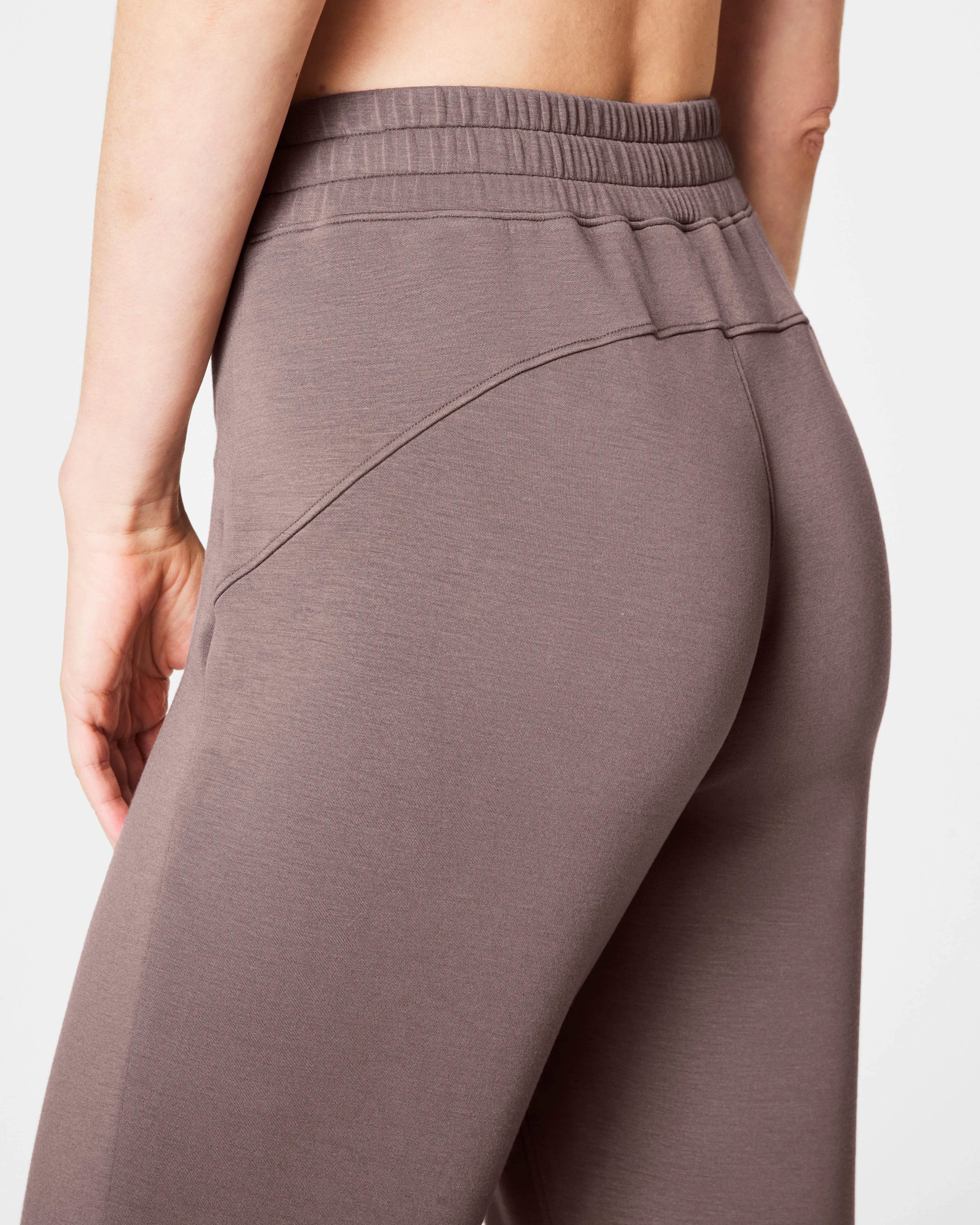 SPANX® AirEssentials Tapered Pant