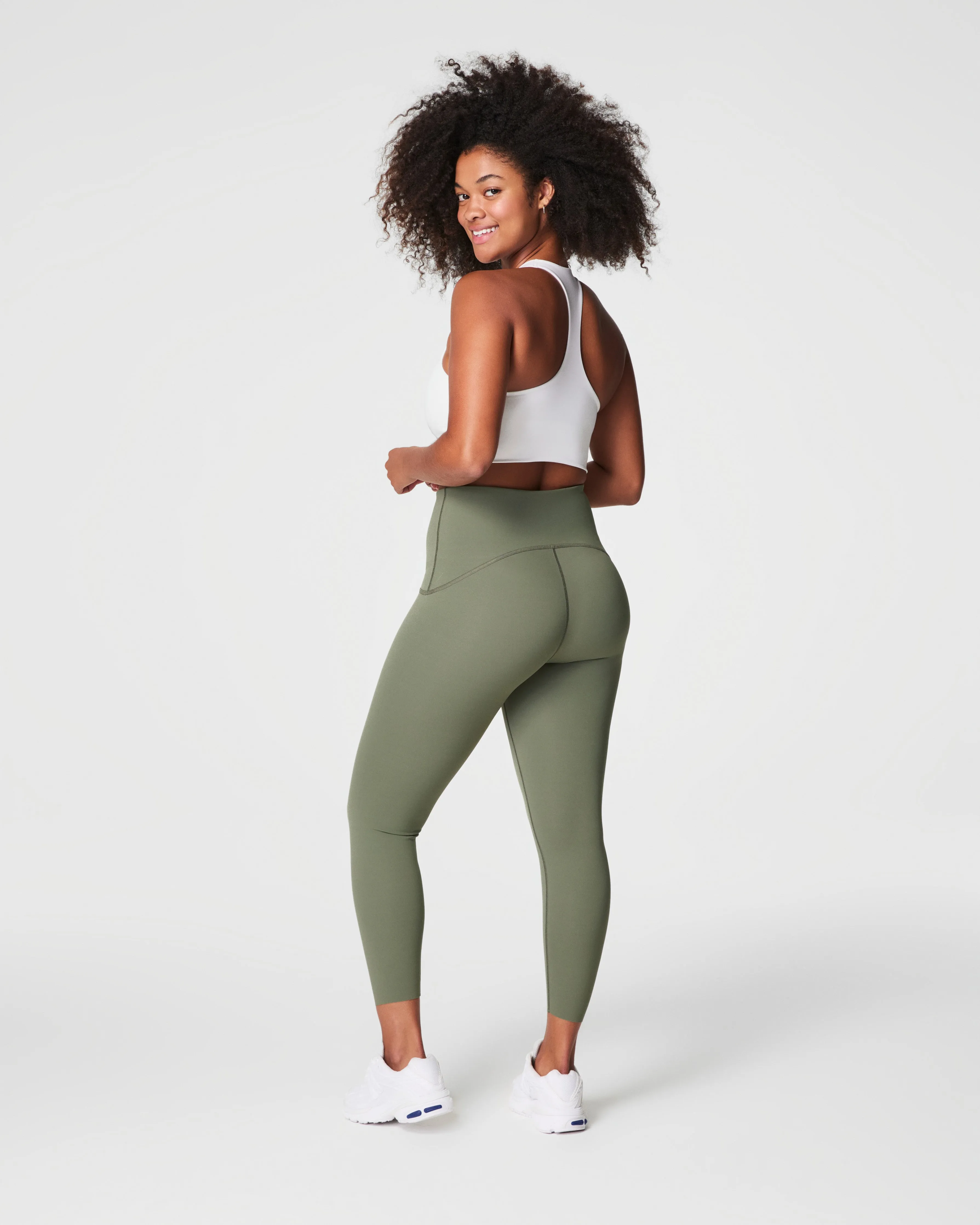 SPANXshape™ Booty Boost® 7/8 Leggings