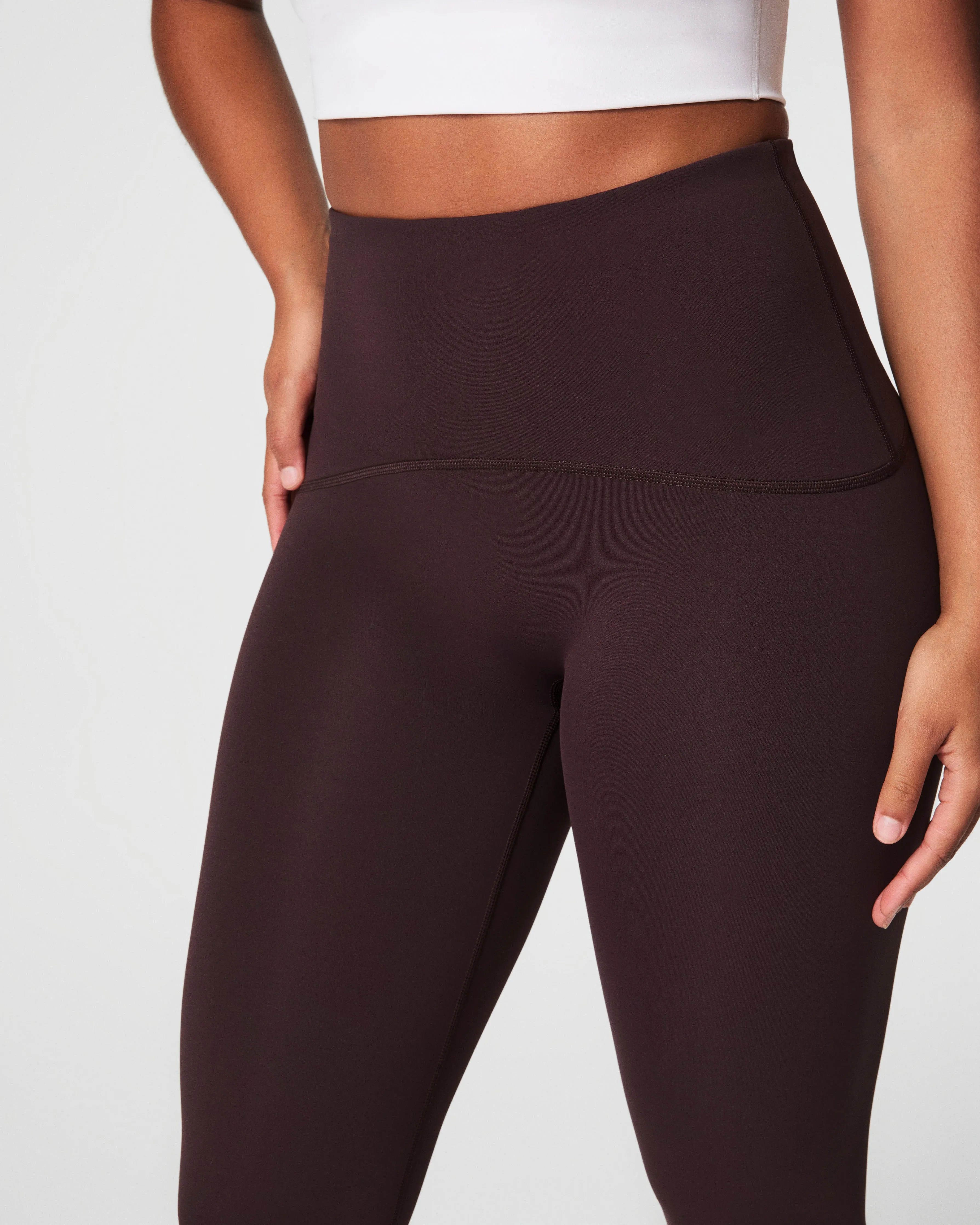 SPANXshape™ Booty Boost® 7/8 Leggings