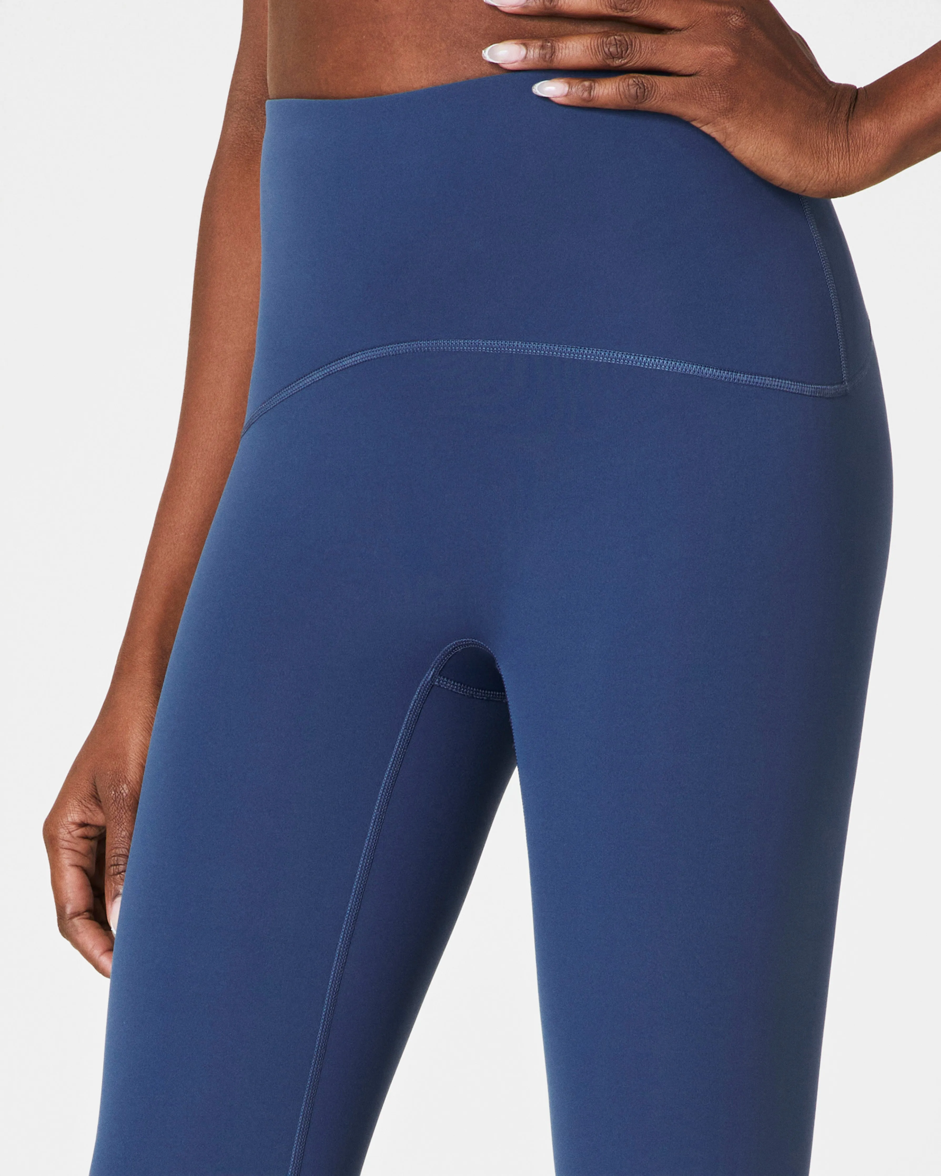 SPANXshape™ Booty Boost® 7/8 Leggings