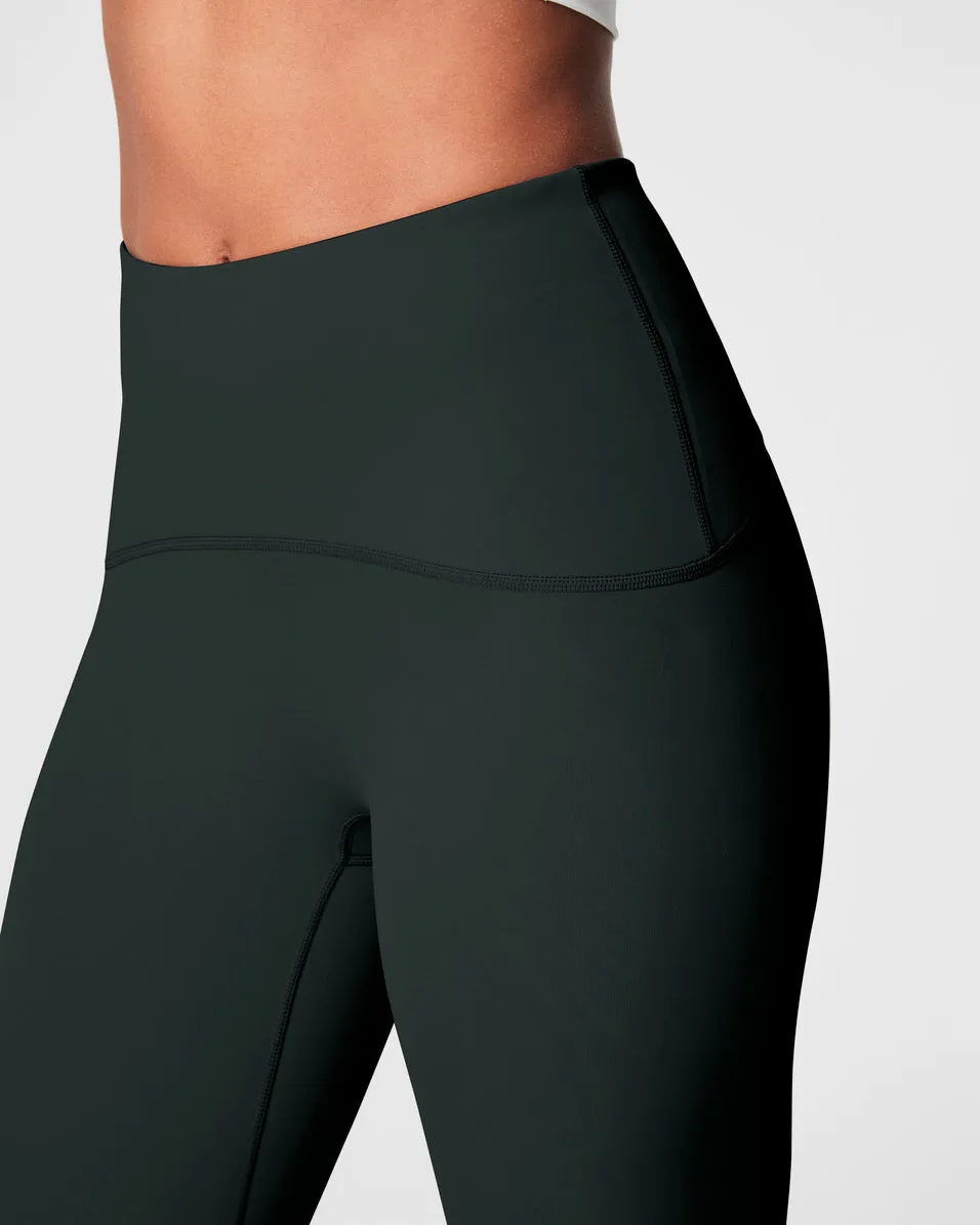 SPANXshape™ Booty Boost® 7/8 Leggings