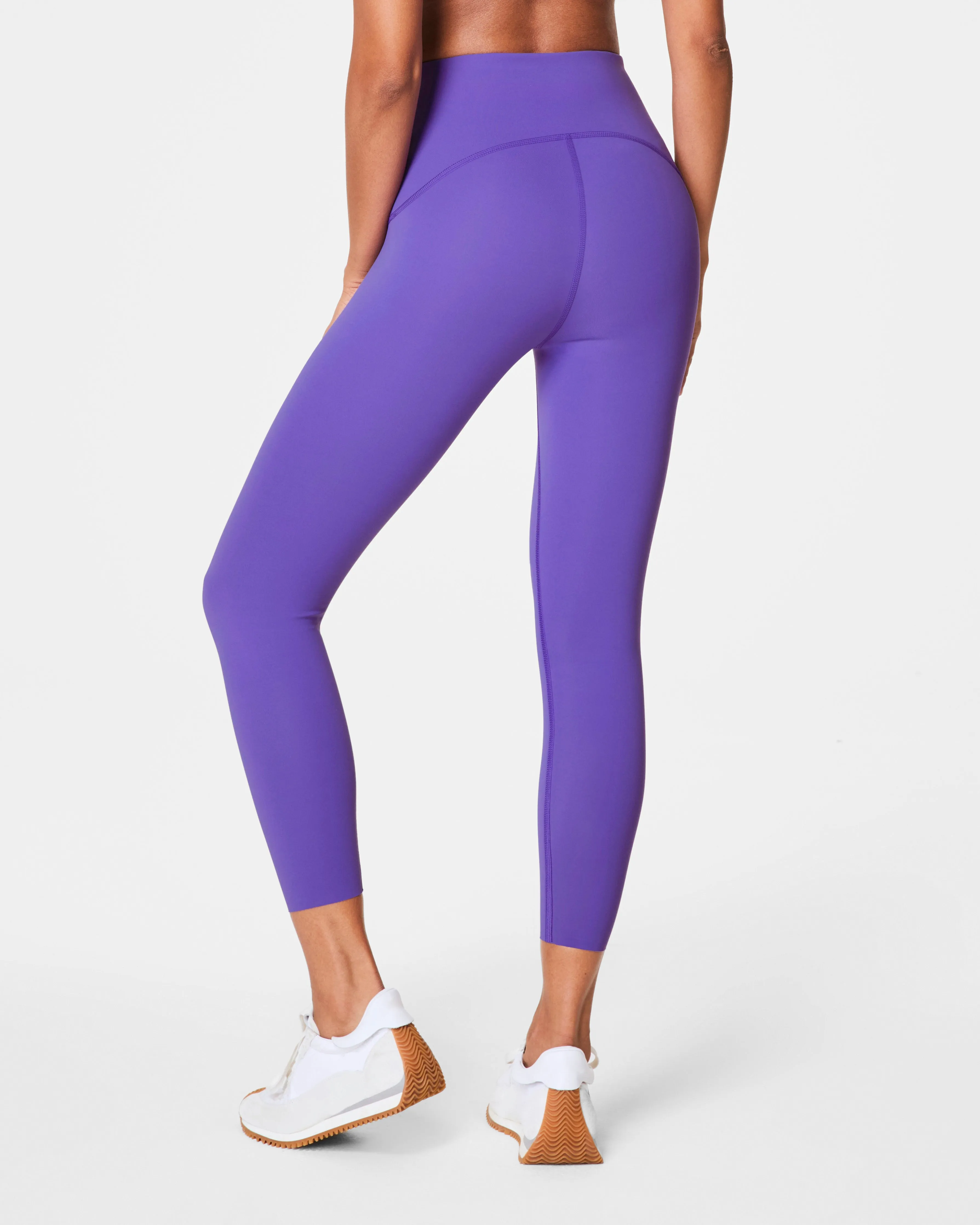 SPANXshape™ Booty Boost® 7/8 Leggings