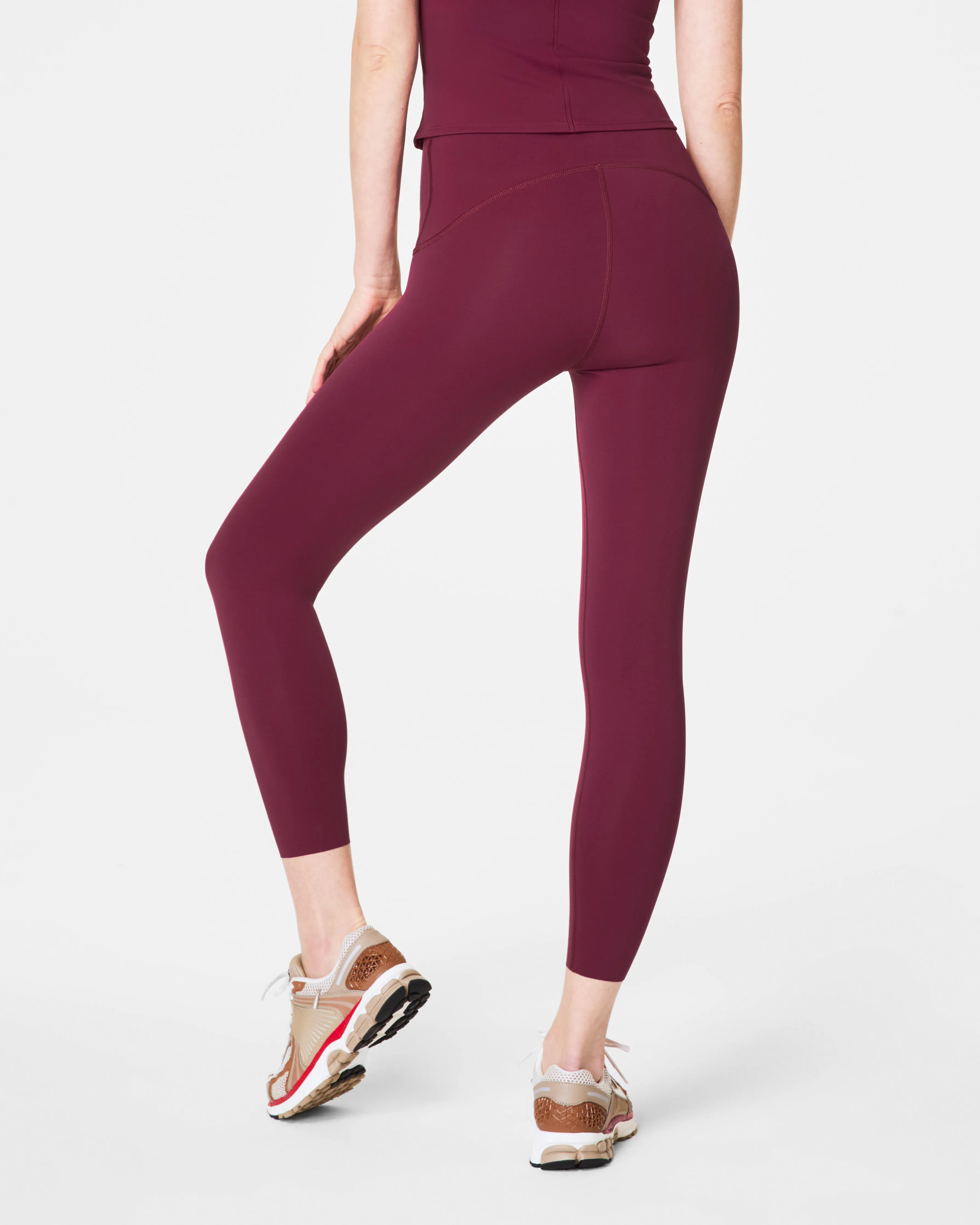 SPANXshape™ Booty Boost® 7/8 Leggings