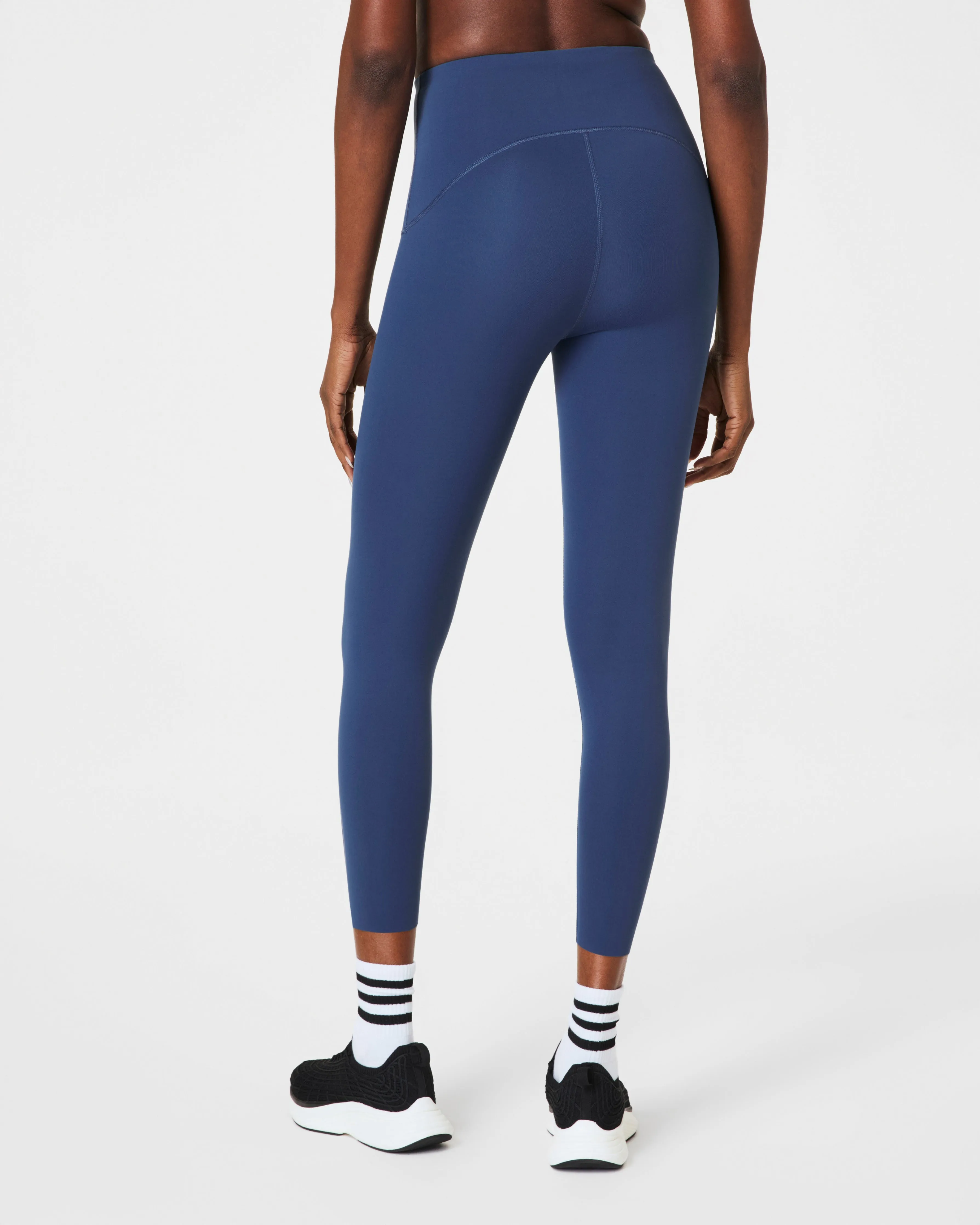 SPANXshape™ Booty Boost® 7/8 Leggings