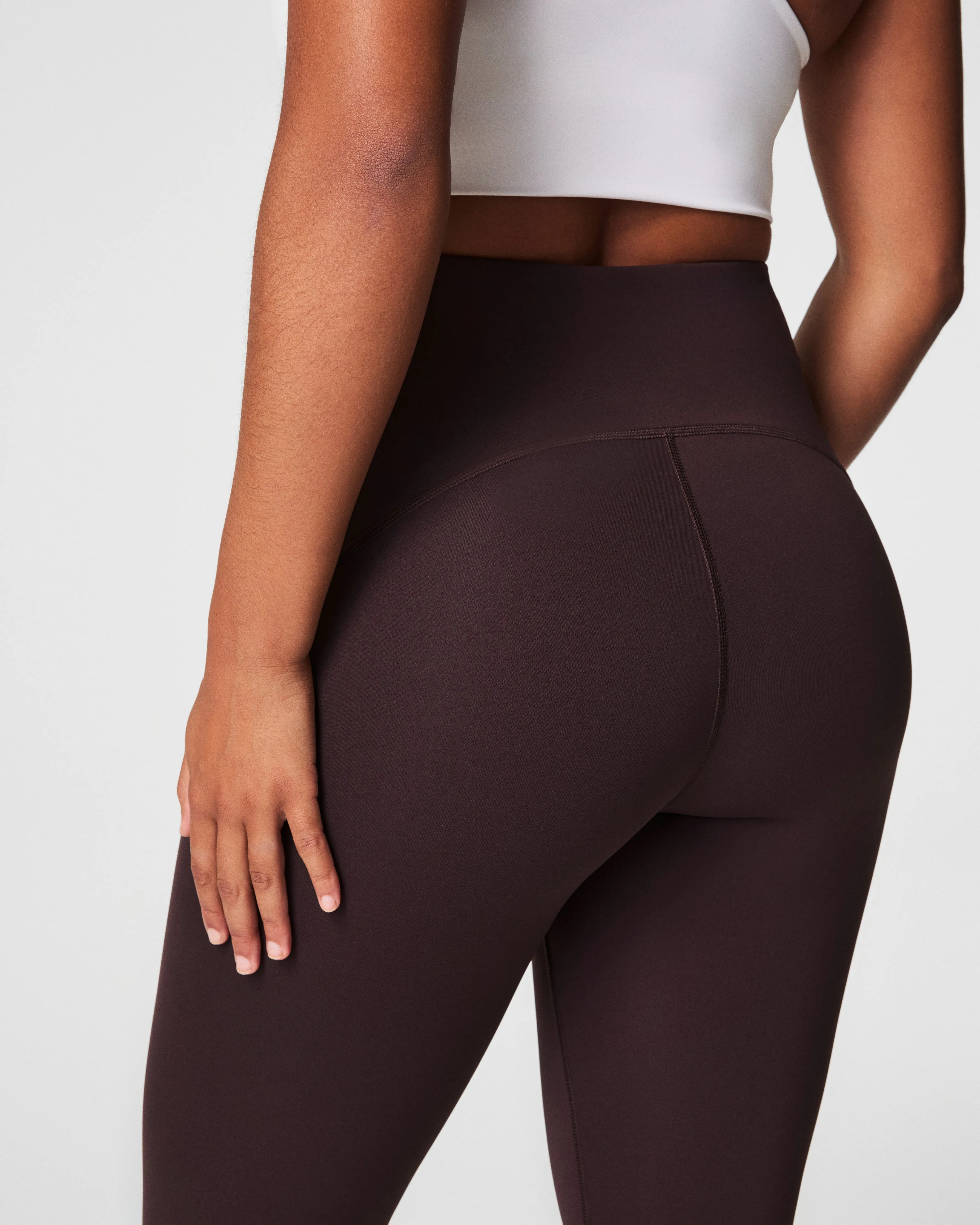 SPANXshape™ Booty Boost® 7/8 Leggings