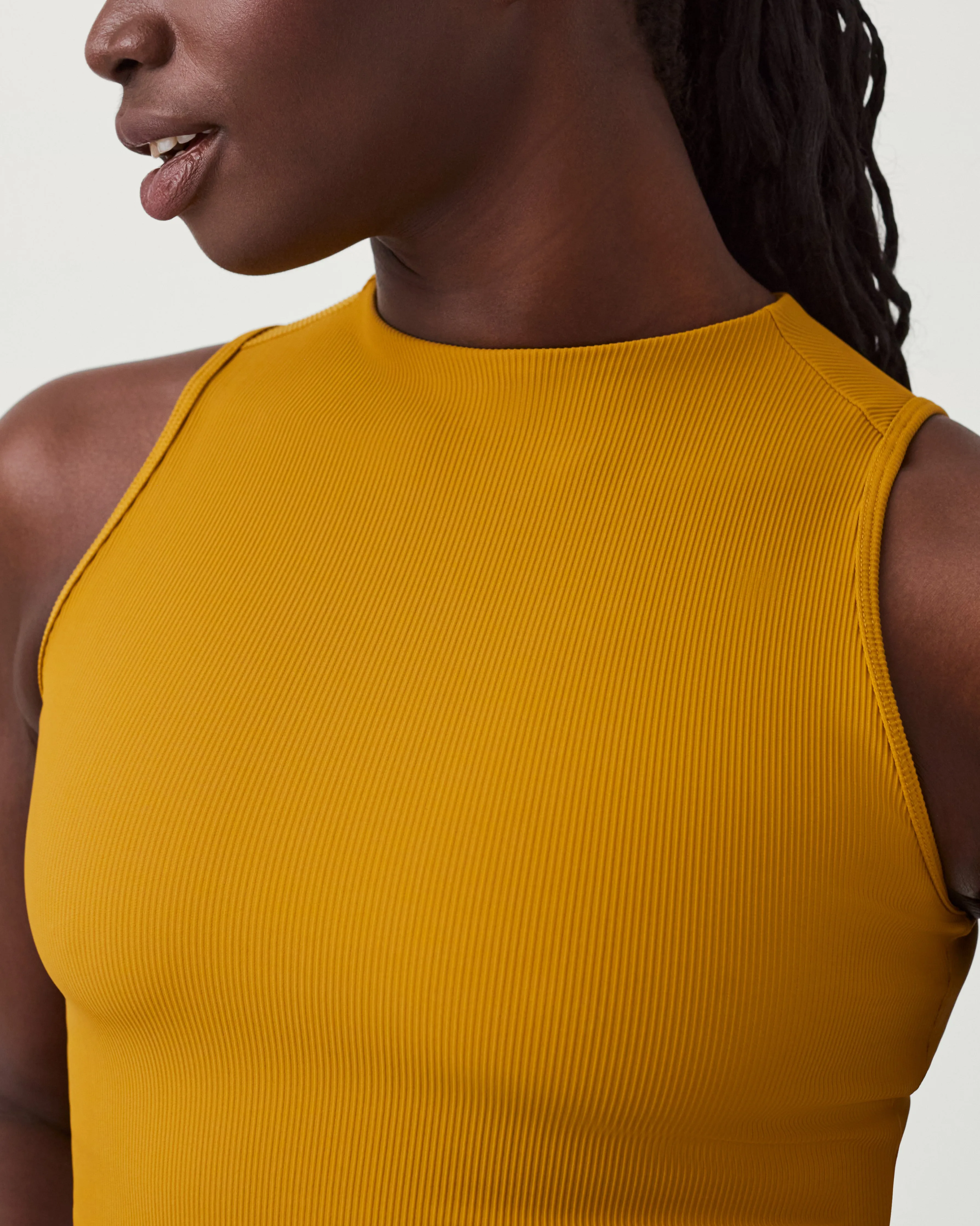 SPANXshape™ Get Moving Contour Rib Mock Neck Tank