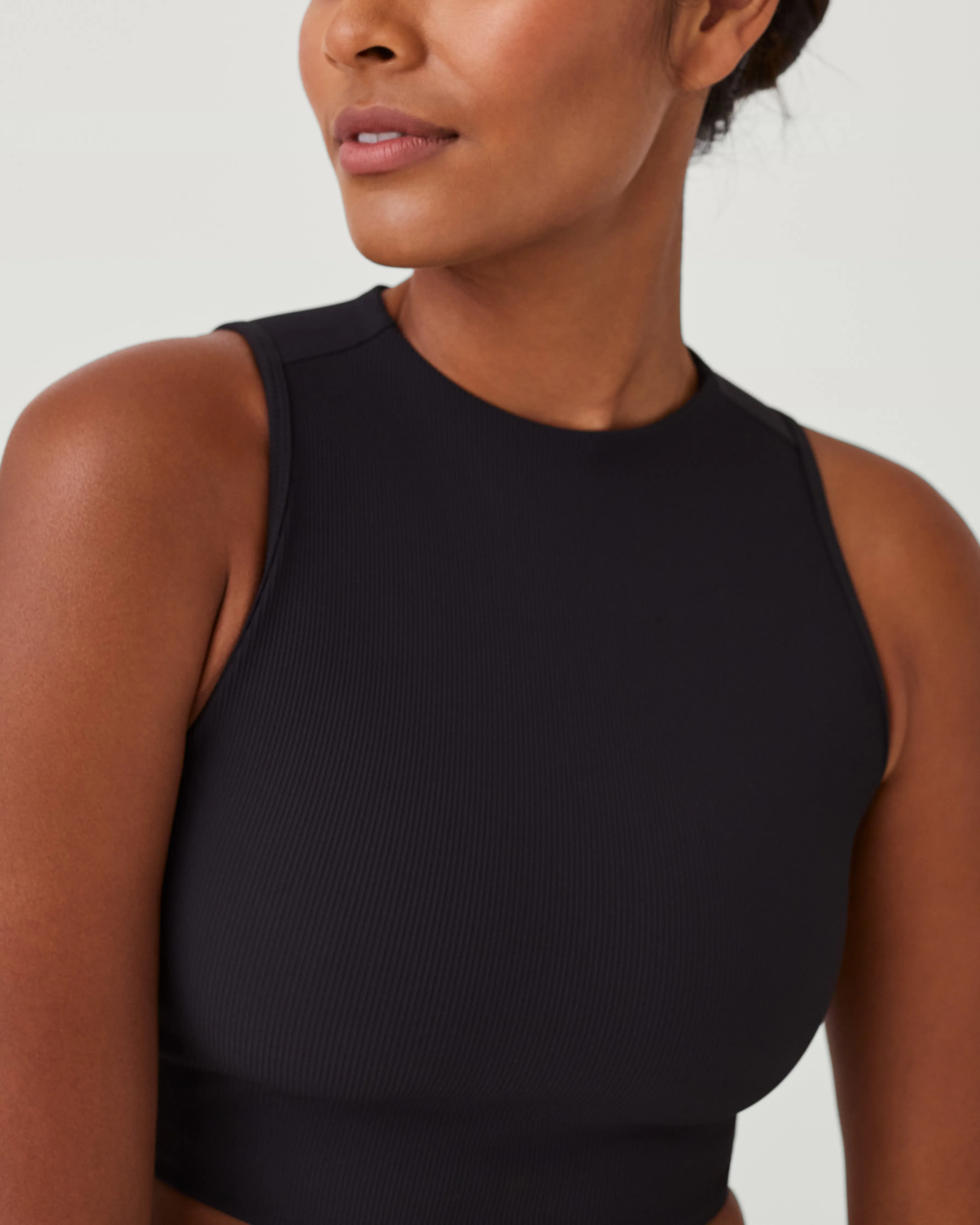 SPANXshape™ Get Moving Contour Rib Mock Neck Tank