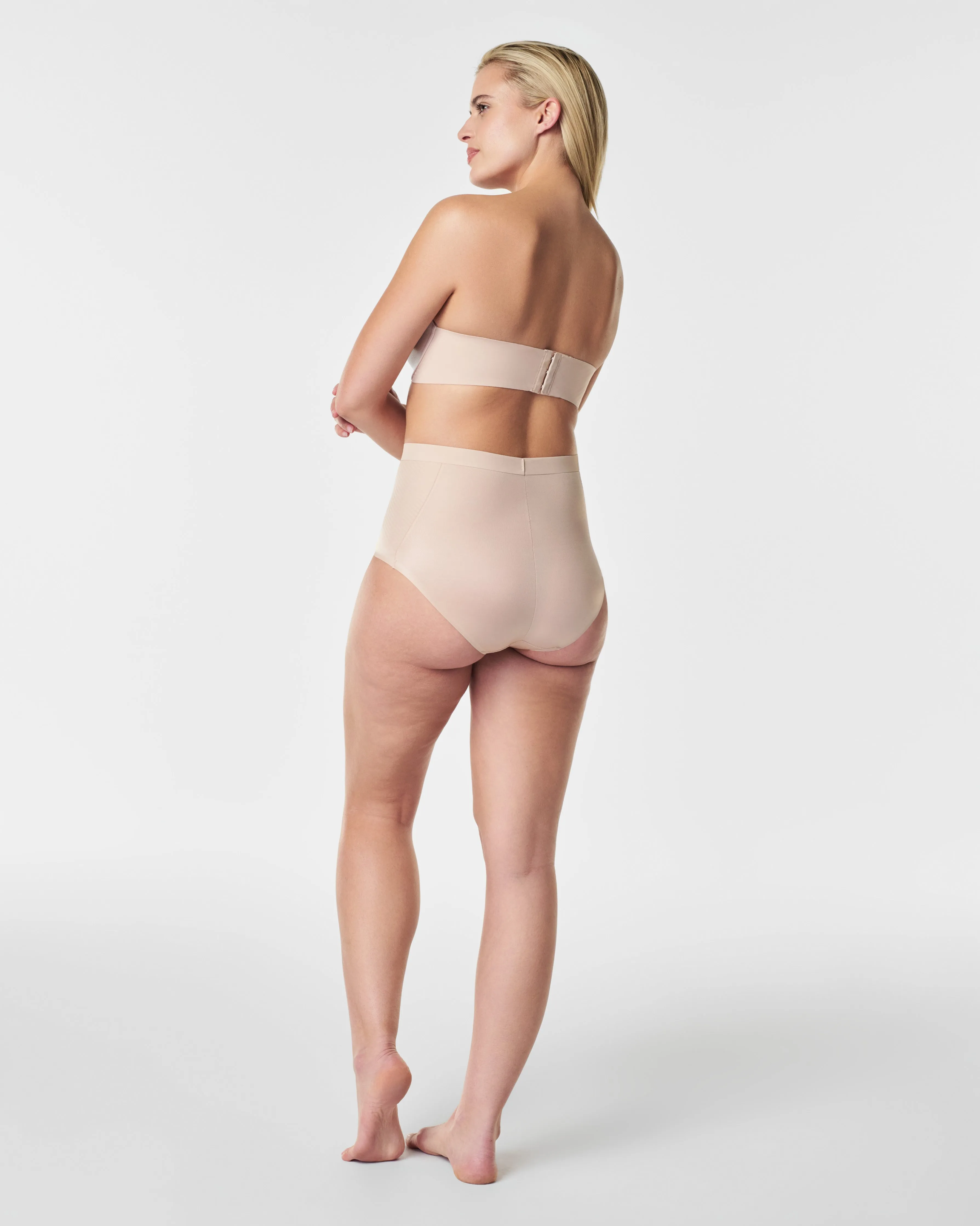 SPANXsmooth™ Suit Your Fancy Strapless Bra