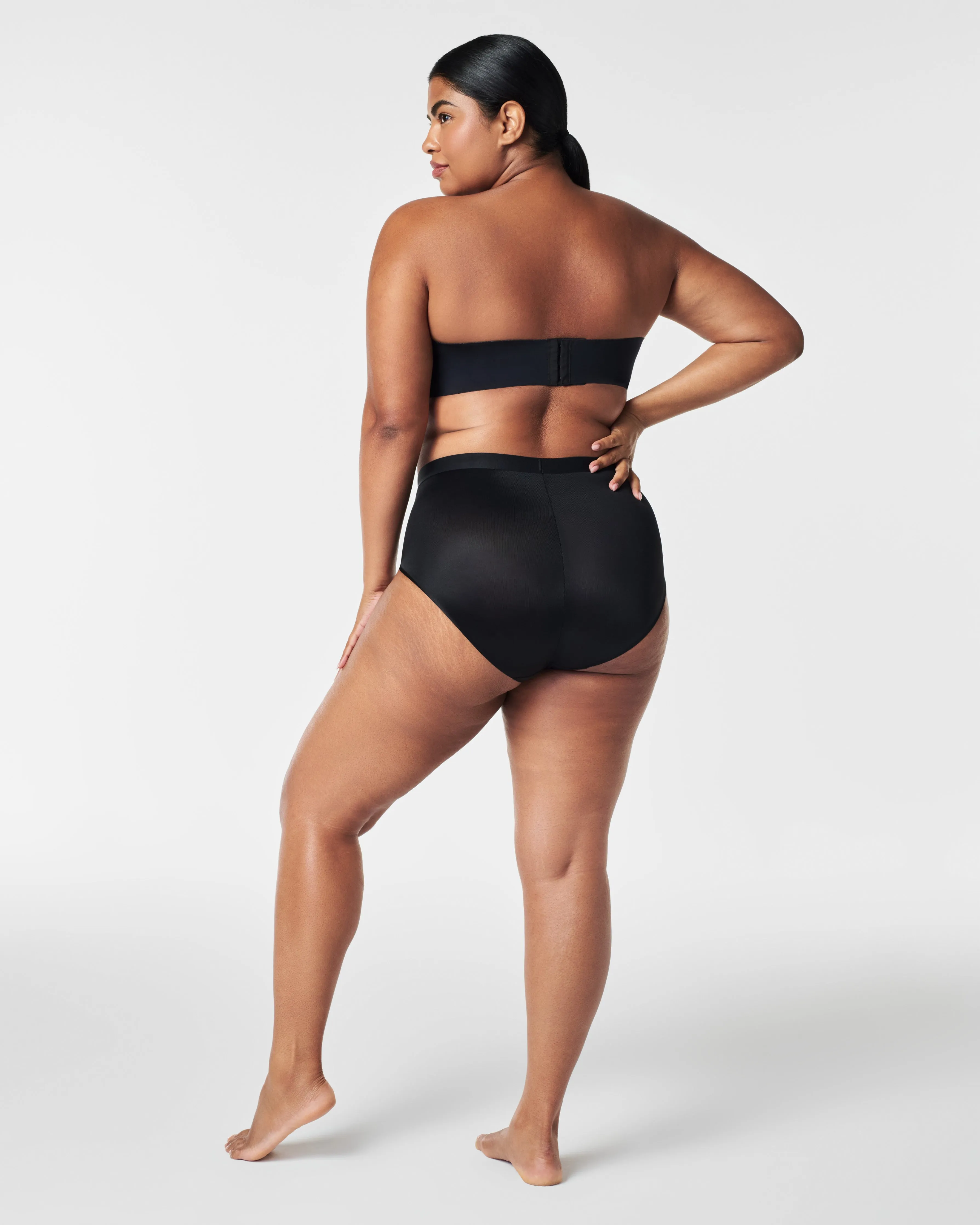 SPANXsmooth™ Suit Your Fancy Strapless Bra