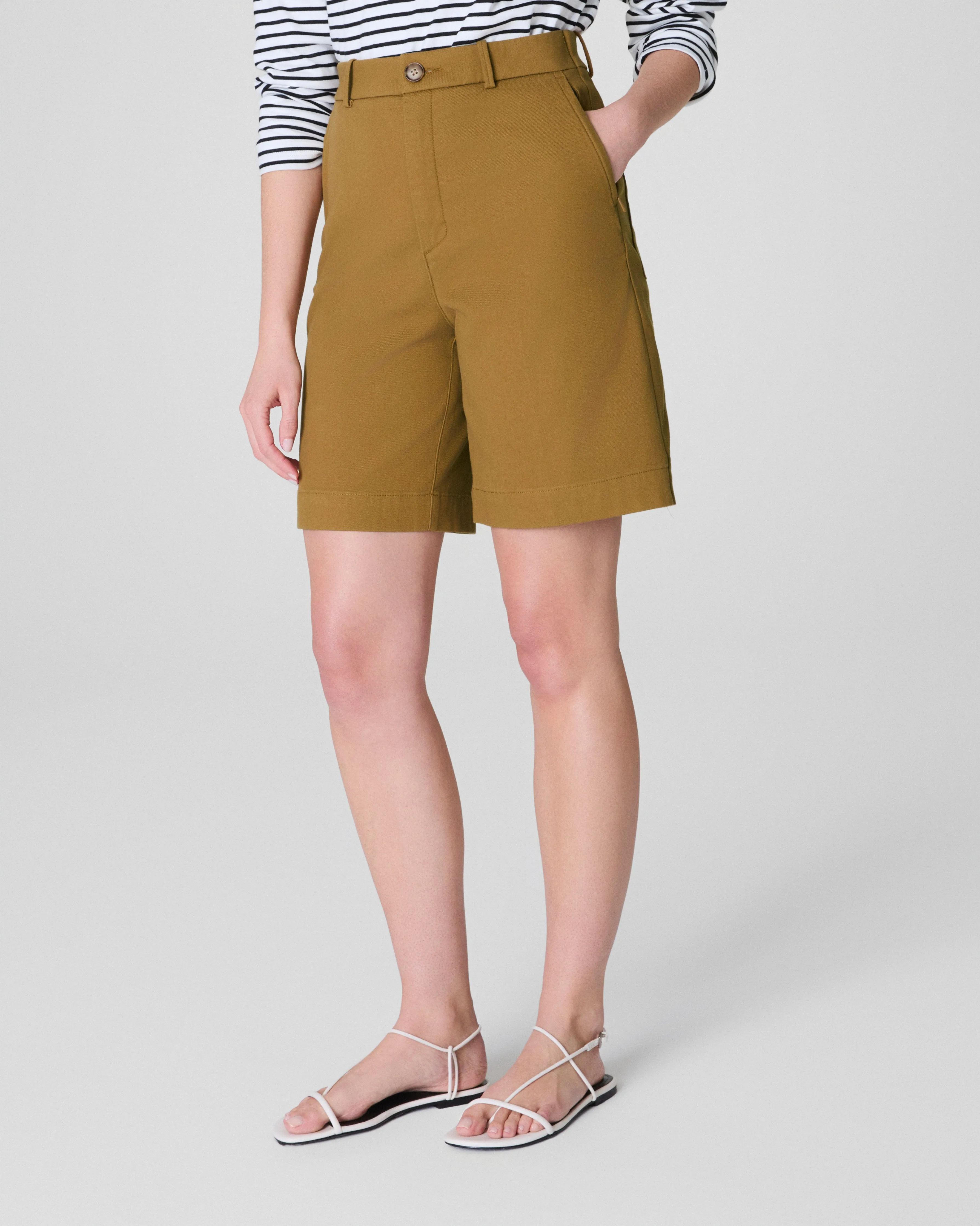 SPANXsupersmooth™ Stretch Twill Short, 9"
